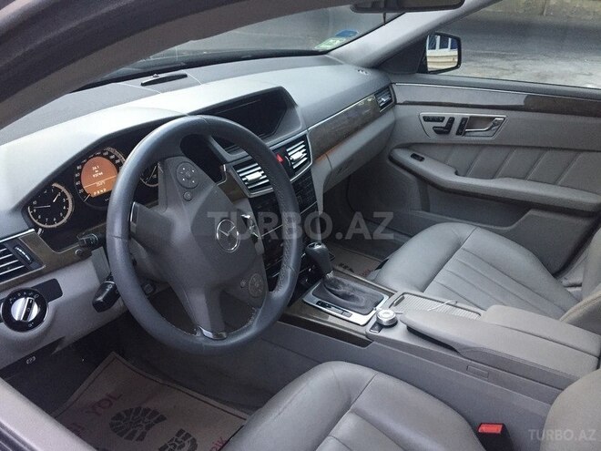Mercedes E 250 2010, 90,000 km - 0.3 l - Bakı