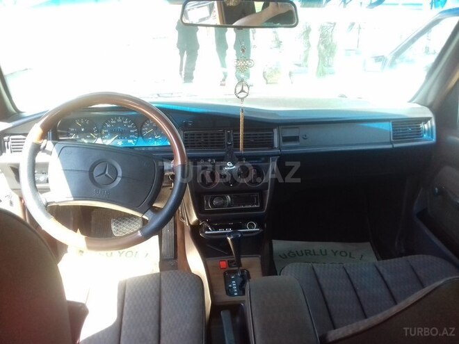 Mercedes 190 1990, 275,000 km - 2.0 л - Bakı