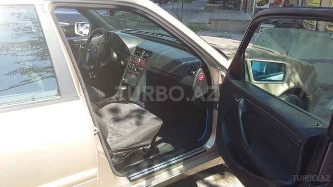 Mercedes C 220 2000, 314,200 km - 2.2 l - Bakı
