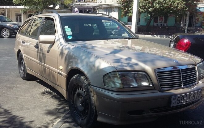 Mercedes C 220 2000, 314,200 km - 2.2 l - Bakı