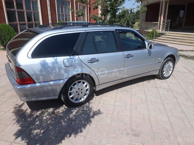 Mercedes C 220 1999, 33,000 km - 2.2 l - Bakı