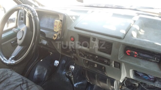 GAZ 330202-740 1999, 2,243 km - 2.3 л - Bakı