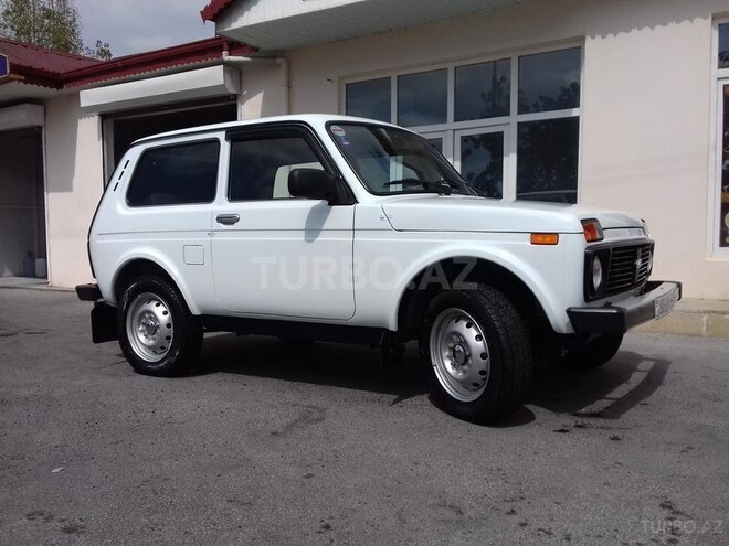LADA (VAZ) Niva 2015, 24,488 km - 1.7 l - İsmayıllı
