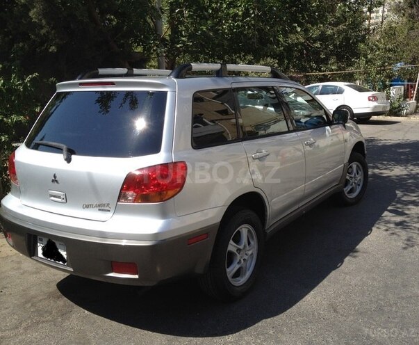 Mitsubishi Outlander 2002, 220,000 km - 2.4 l - Bakı