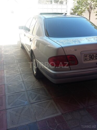 Mercedes E 240 1999, 267,000 km - 0.2 l - Bakı