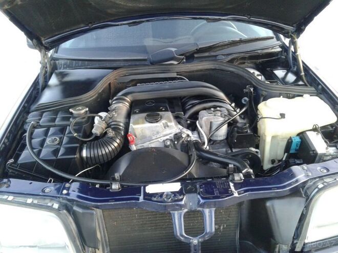 Mercedes C 220 1996, 370,000 km - 2.2 l - Sumqayıt