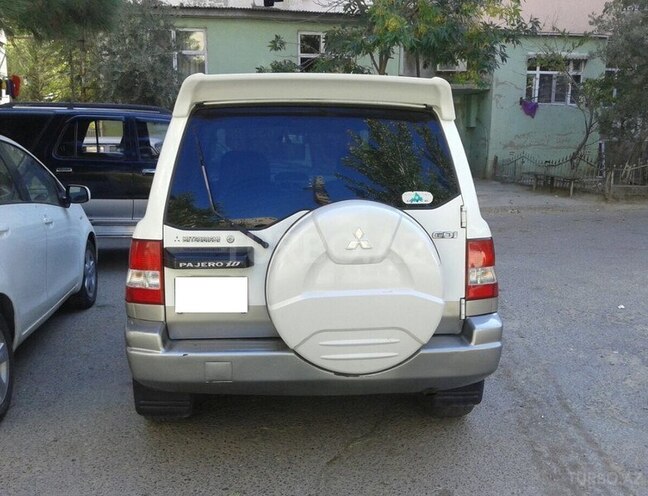 Mitsubishi Pajero io 1998, 280,000 km - 1.8 l - Sumqayıt