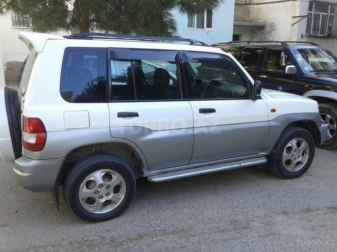 Mitsubishi Pajero io 1998, 280,000 km - 1.8 l - Sumqayıt