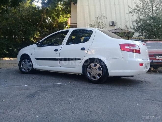 Iran Khodro Runna 2014, 138,000 km - 1.6 l - Bakı