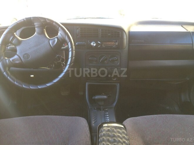 Volkswagen Golf 1996, 232,189 km - 2.0 l - Bakı
