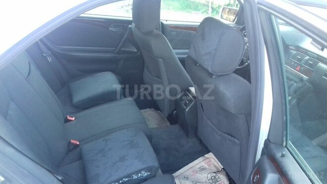 Mercedes E 240 1999, 250,000 km - 2.4 l - Sumqayıt