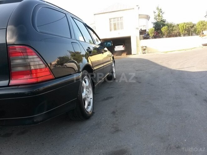 Mercedes C 200 2000, 238,000 km - 2.0 l - Bakı