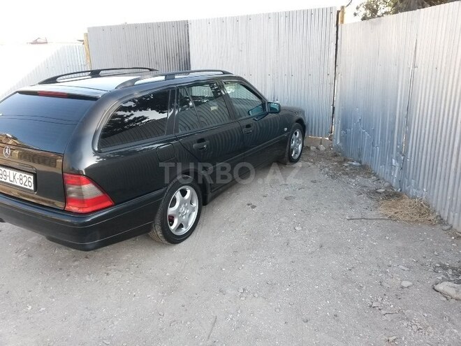 Mercedes C 200 2000, 238,000 km - 2.0 l - Bakı