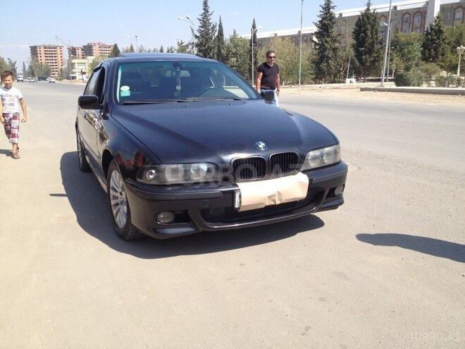 BMW 525 1999, 260,000 km - 2.5 l - Gəncə
