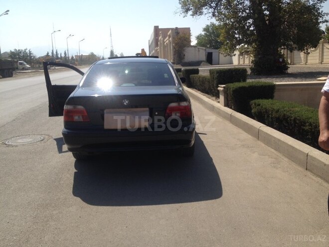 BMW 525 1999, 260,000 km - 2.5 l - Gəncə