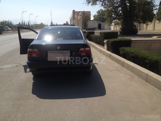 BMW 525 1999, 260,000 km - 2.5 l - Gəncə