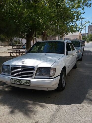 Mercedes E 300 1994, 490,155 km - 0.3 l - Bakı