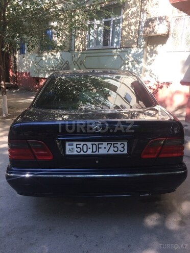 Mercedes E 260 2000, 295,420 km - 2.6 l - Sumqayıt