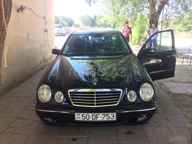 Mercedes E 260 2000, 295,420 km - 2.6 l - Sumqayıt