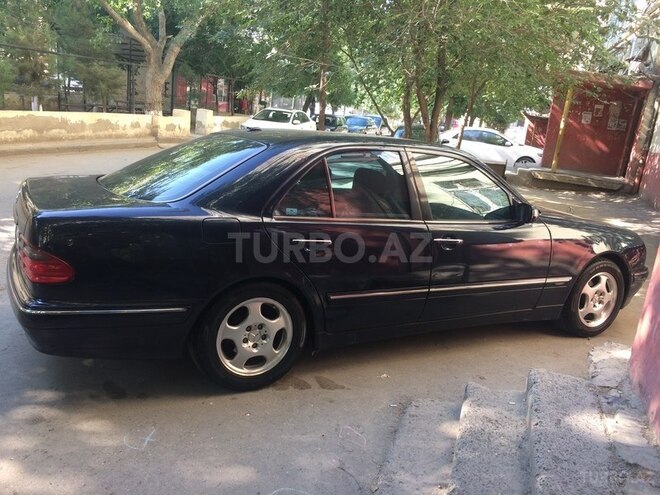 Mercedes E 260 2000, 295,420 km - 2.6 l - Sumqayıt