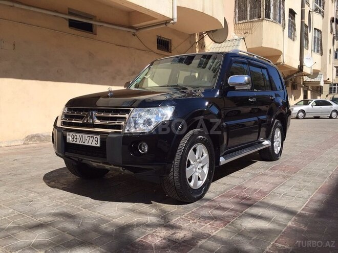 Mitsubishi Pajero 2011, 81,000 km - 3.5 l - Bakı