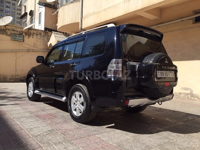 Mitsubishi Pajero 2011, 81,000 km - 3.5 l - Bakı