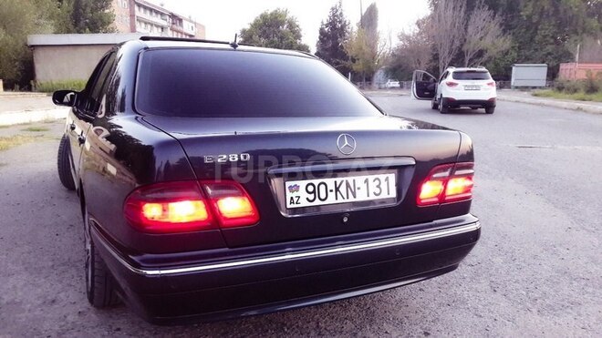 Mercedes E 280 1999, 235,700 km - 2.8 l - Şəmkir