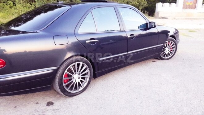 Mercedes E 280 1999, 235,700 km - 2.8 l - Şəmkir