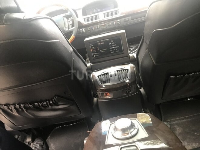 BMW 735 2003, 197,900 km - 3.6 l - Sumqayıt