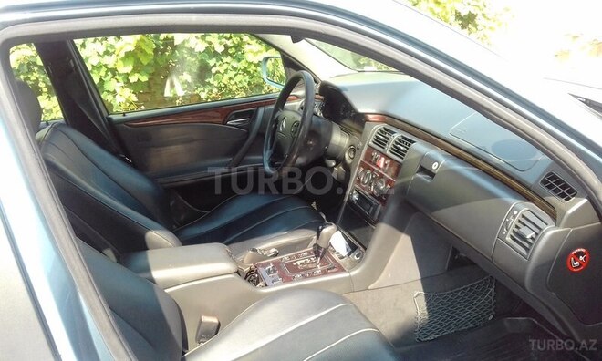 Mercedes E 220 2002, 3,250,000 km - 2.2 l - Bakı