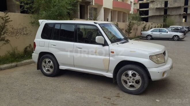 Mitsubishi Pajero io 1999, 250,000 km - 1.8 l - Bakı
