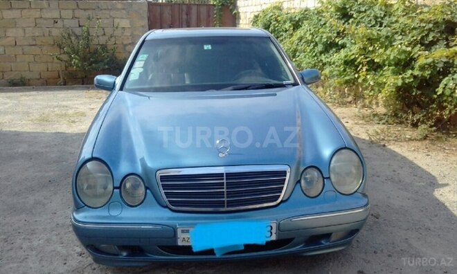Mercedes E 220 2002, 300,000 km - 2.2 l - Bakı