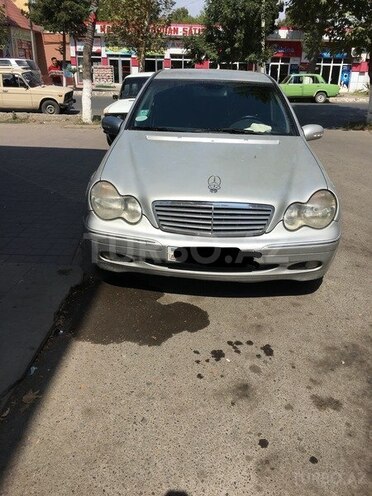 Mercedes C 200 2001, 381,000 km - 2.0 l - Ağdaş
