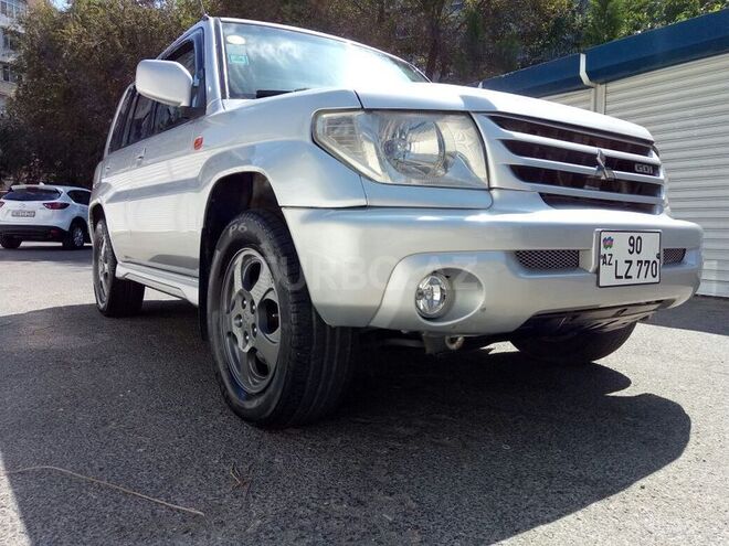 Mitsubishi Pajero io 2001, 315,000 km - 2.0 l - Bakı