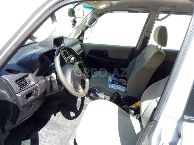 Mitsubishi Pajero io 2001, 315,000 km - 2.0 l - Bakı