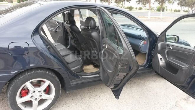 Mercedes C 240 2002, 183,415 km - 2.6 l - Sumqayıt