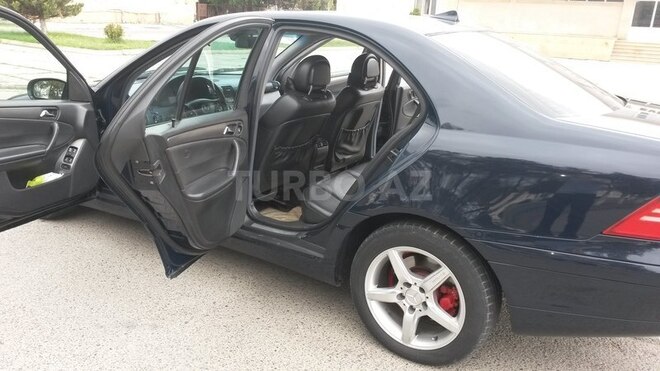 Mercedes C 240 2002, 183,415 km - 2.6 l - Sumqayıt