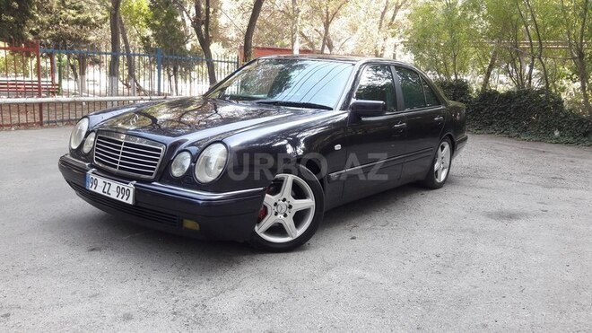 Mercedes E 230 1996, 320,000 km - 2.3 l - Sumqayıt