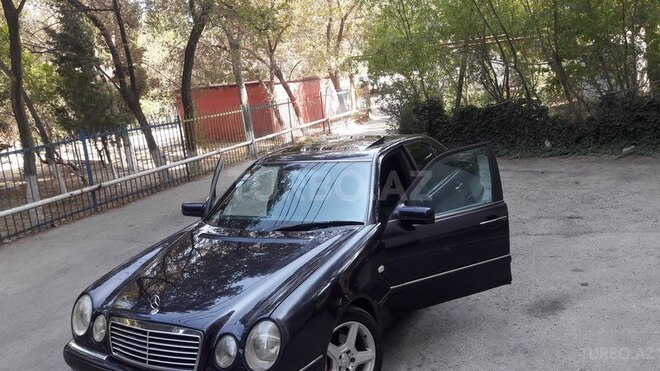 Mercedes E 230 1996, 320,000 km - 2.3 l - Sumqayıt