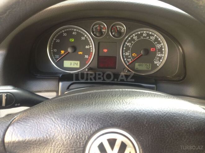 Volkswagen Passat 2002, 180,000 km - 1.8 l - Bakı