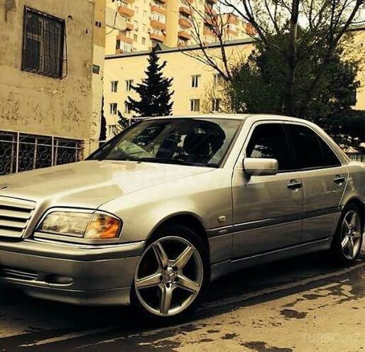 Mercedes C 240 1998, 251,000 km - 2.4 л - Bakı