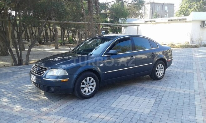 Volkswagen Passat 2004, 182,000 km - 1.8 l - Sumqayıt