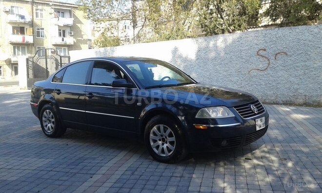 Volkswagen Passat 2004, 182,000 km - 1.8 l - Sumqayıt