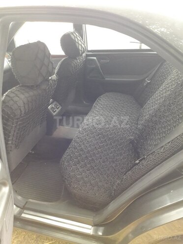 Mercedes E 230 1996, 420,000 km - 2.3 l - Göyçay