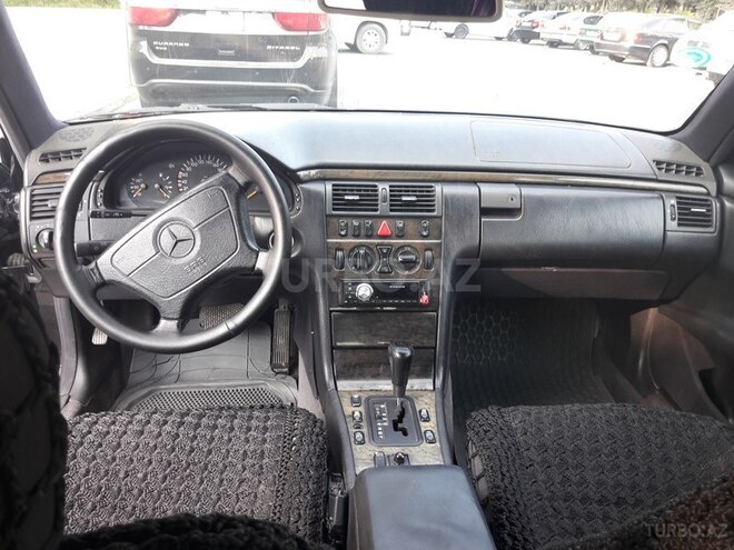 Mercedes E 300 1998, 390,000 km - 3.0 л - Bakı
