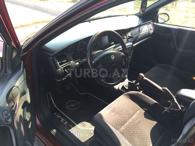 Opel Vectra 1998, 167,000 km - 2.0 л - Sumqayıt