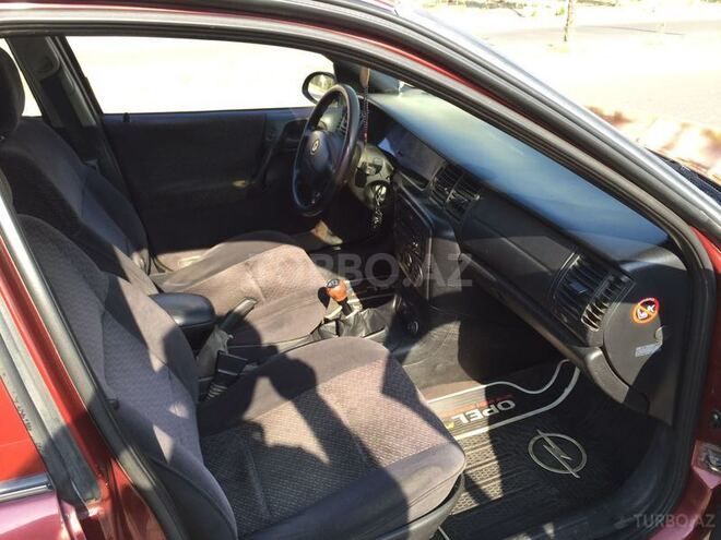 Opel Vectra 1998, 167,000 km - 2.0 л - Sumqayıt