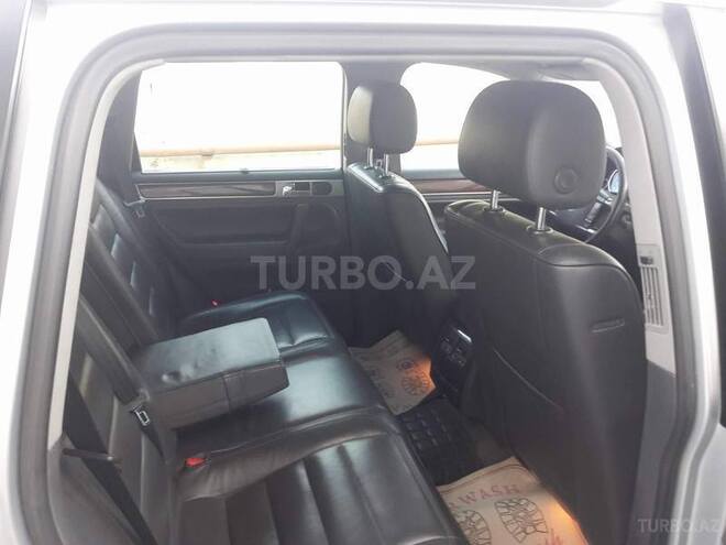Volkswagen Touareg 2004, 134,000 km - 3.2 l - Bakı