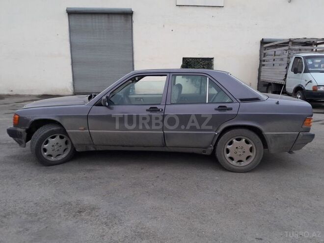 Mercedes 190 1993, 246,580 km - 2.0 l - Cəlilabad