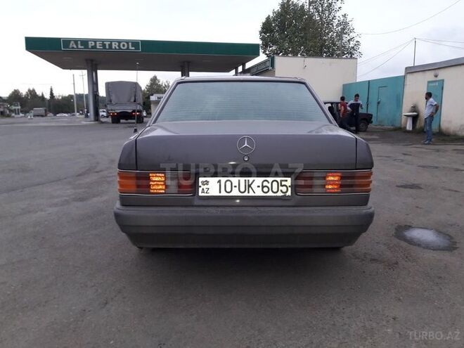 Mercedes 190 1993, 246,580 km - 2.0 l - Cəlilabad